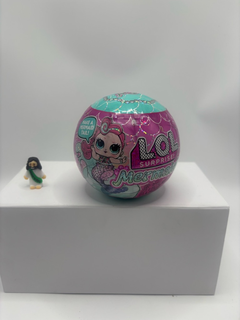 L.O.L. Surprise! Mermaid Series Ball - Pink & Teal